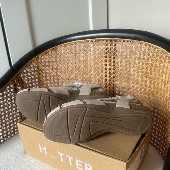 HOTTER Catskill II Sandals - Picture 7 of 9